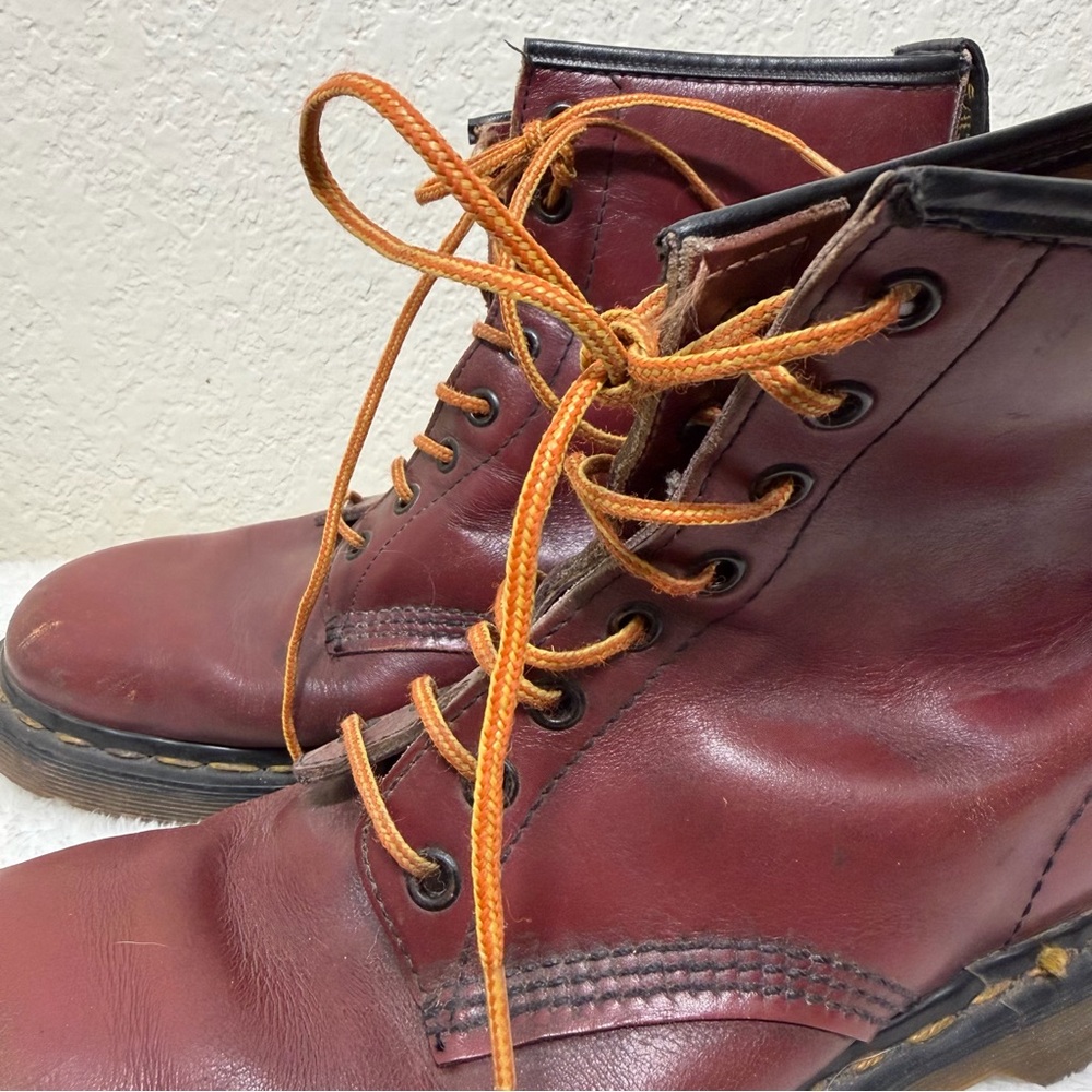 Dr. Martens Burgundy 1460 8 eyelet lace up leather boots unisex Size - Picture 3 of 13